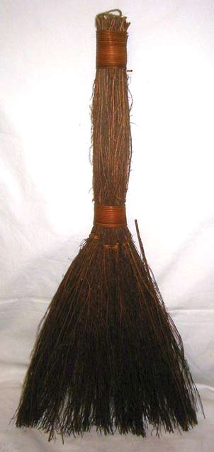 Broom - Cinnamon (approx. 24")