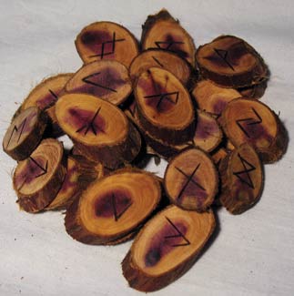 Natural Cedar Wood Rune Set - Click Image to Close