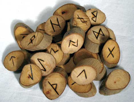Sycamore Wood Rune Set